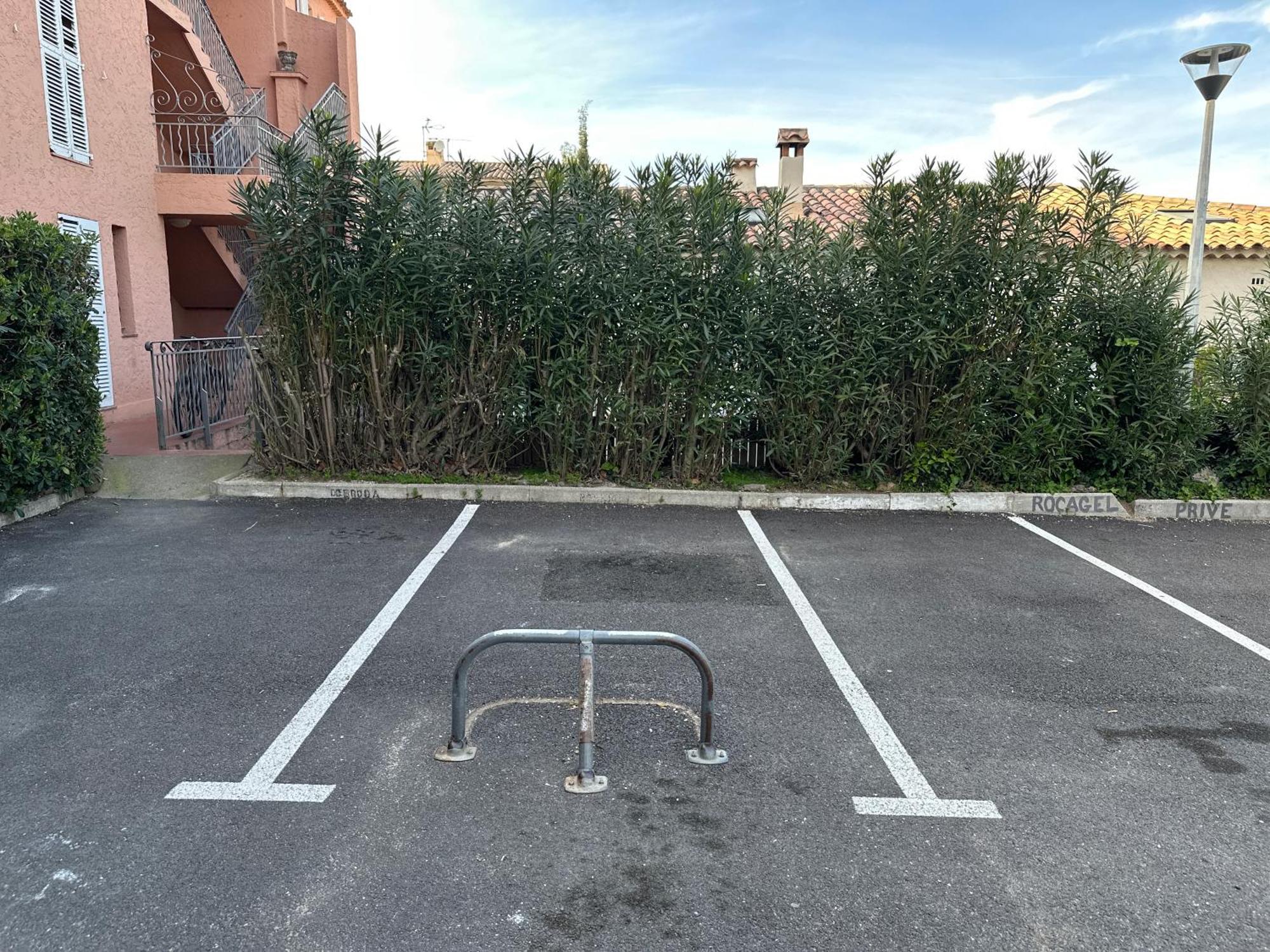 Superbe Emplacement , Terrasse Et Parking! Saint-Tropez Luaran gambar